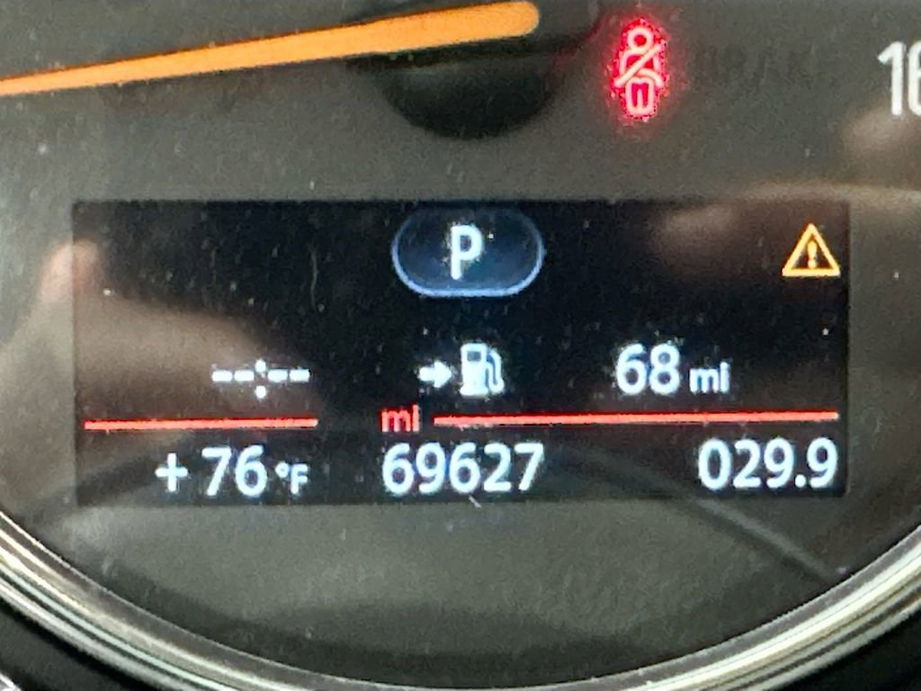 Used 2017 MINI Cooper Clubman ALL4 w/ Premium Package image 13