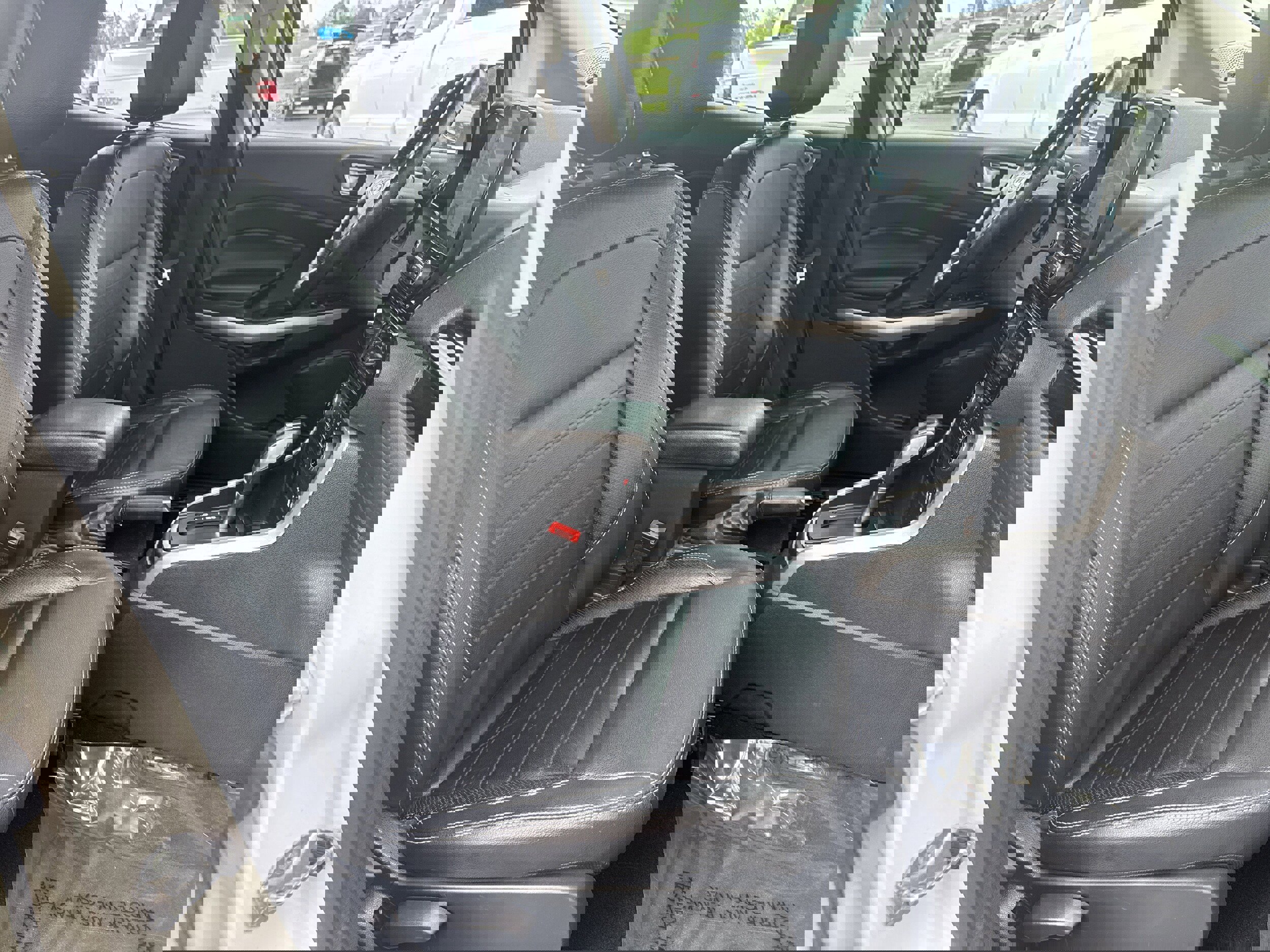 Used 2019 Ford EcoSport Titanium image 13