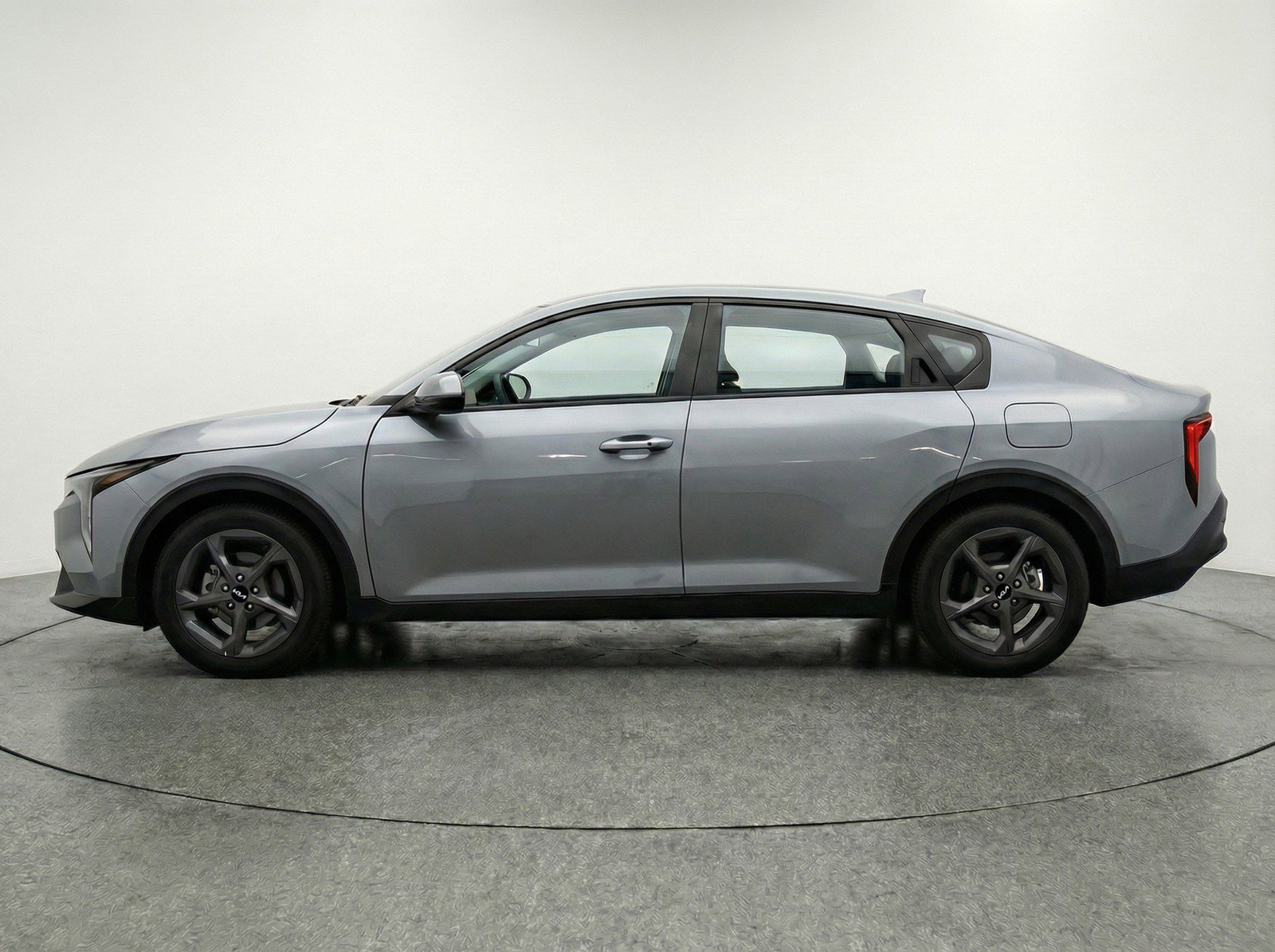 Used 2025 Kia K4 LXS image 5
