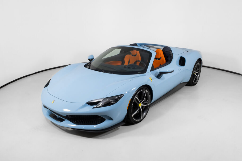 Used 2024 Ferrari 296 GTS RWD image 2