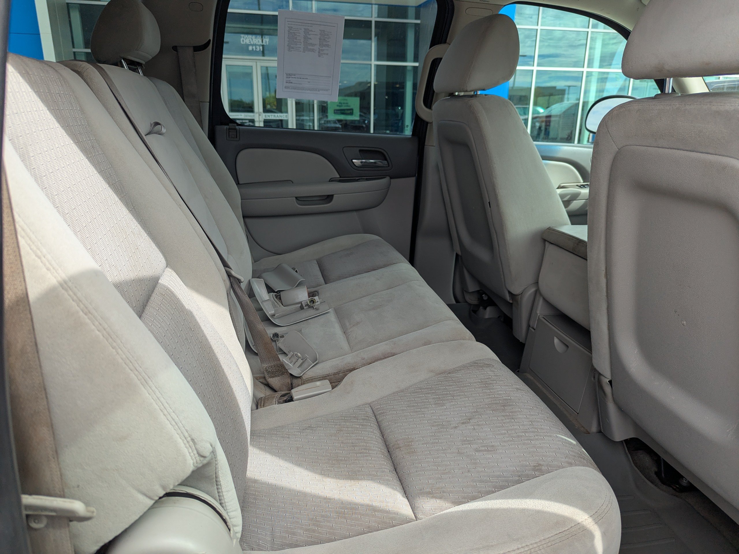 Used 2009 Chevrolet Suburban 2500 LS w/ Skid Plate Package AWD/4WD image 34
