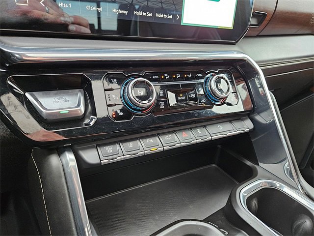 Used 2024 GMC Sierra 3500 Denali Ultimate image 23