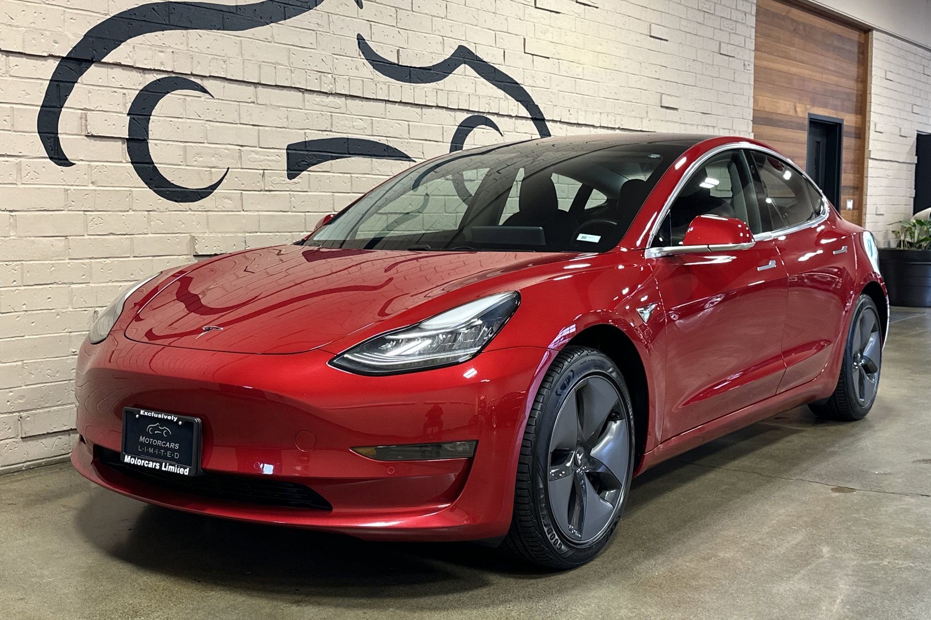 Used 2018 Tesla Model 3 Long Range image 11