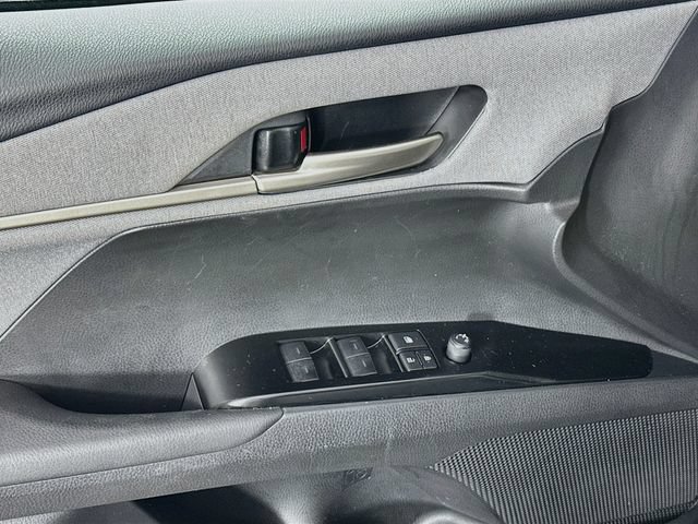 Used 2025 Toyota Camry LE w/ Convenience Package FWD image 22