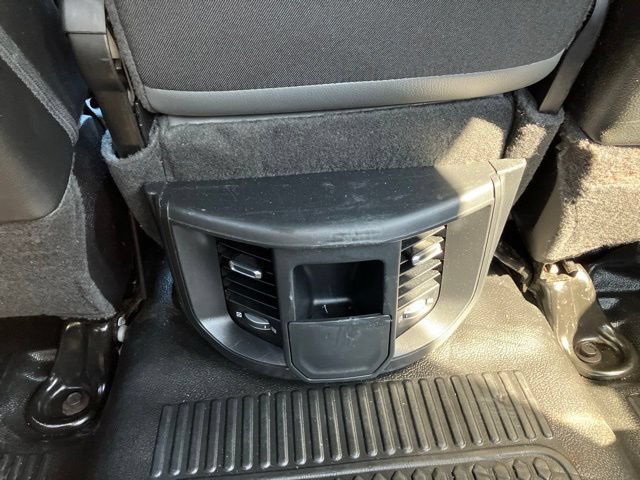 Used 2022 RAM 5500 Tradesman w/ Chrome Appearance Group AWD/4WD image 18