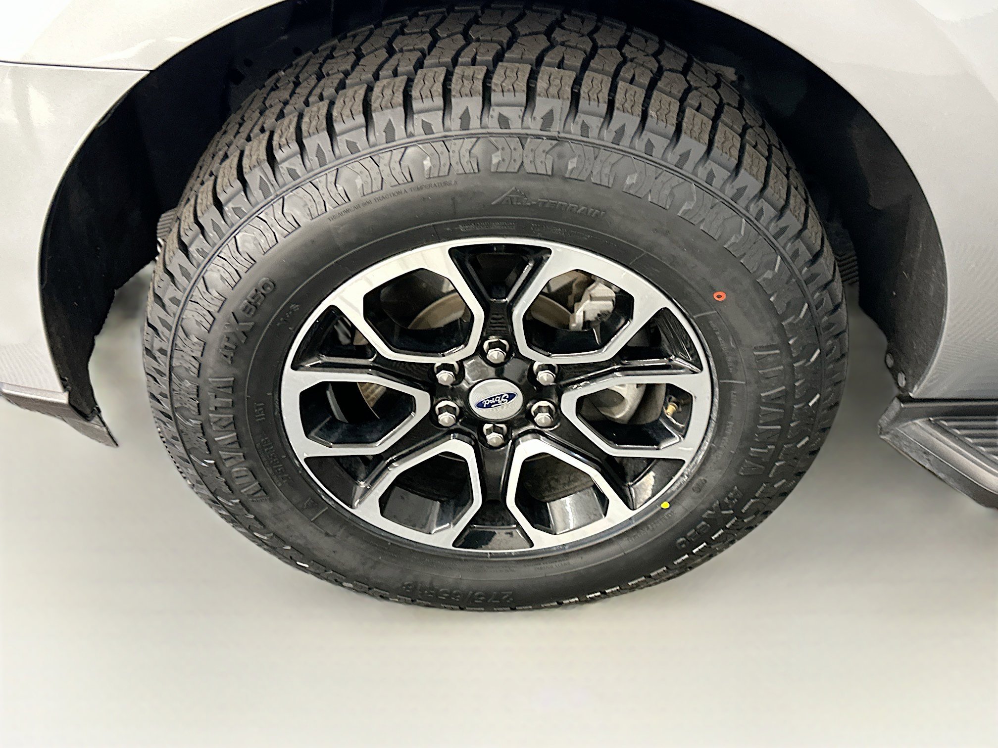 Used 2024 Ford Expedition XLT AWD/4WD image 11