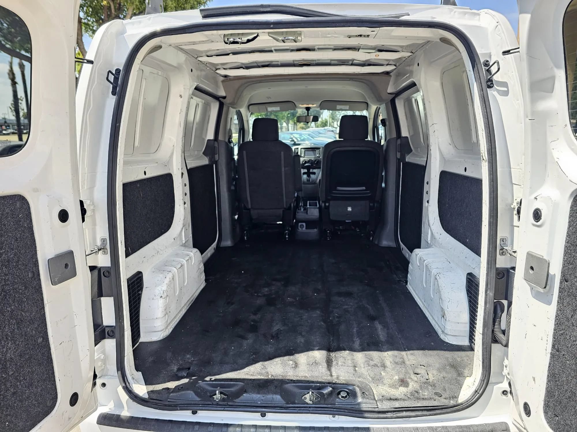 Used 2018 Nissan NV200 SV w/ Navigation Package FWD image 10