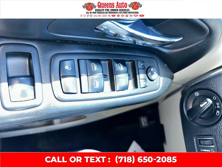 Used 2019 Dodge Grand Caravan SE FWD image 20