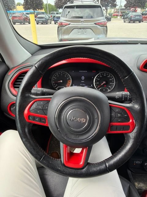 Used 2019 Jeep Renegade Trailhawk AWD/4WD image 10