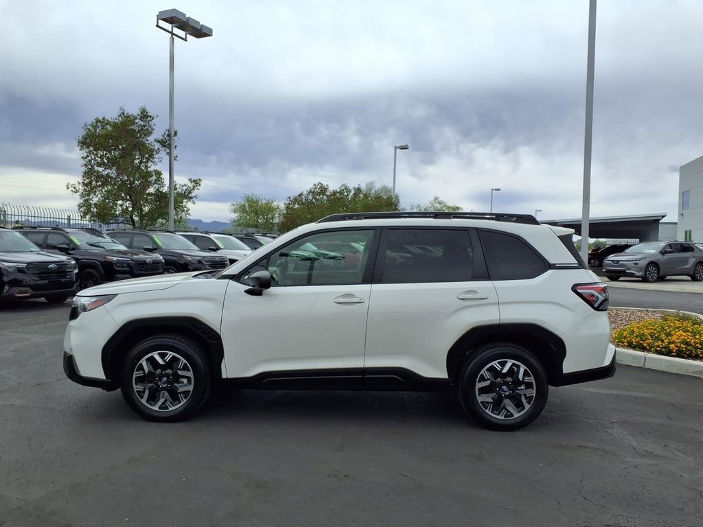 Used 2025 Subaru Forester Premium image 12