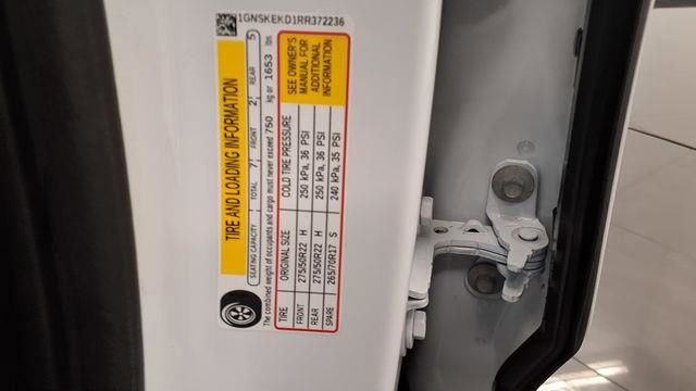 Used 2024 Chevrolet Suburban RST w/ Luxury Package image 40