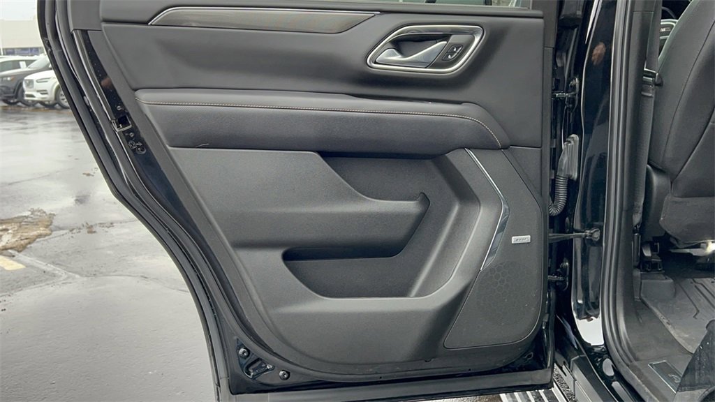 Used 2023 GMC Yukon AT4 w/ AT4 Premium Package image 38