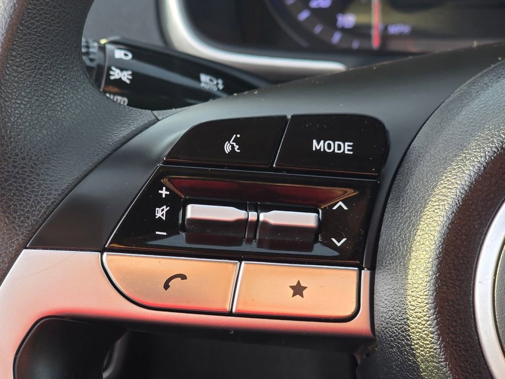 Used 2022 Hyundai Tucson SEL image 16