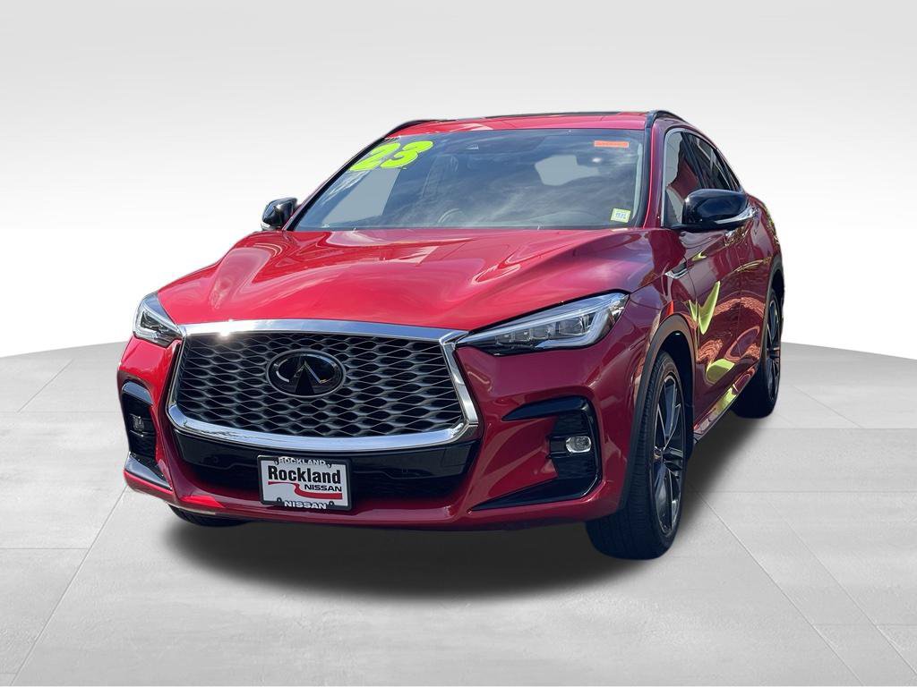 Used 2023 INFINITI QX55 Essential AWD/4WD image 2