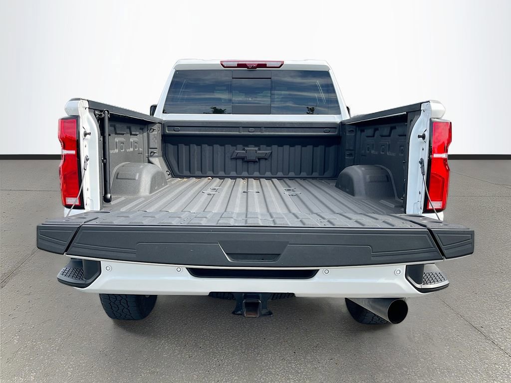 Used 2025 Chevrolet Silverado 2500 High Country w/ Technology Package image 27