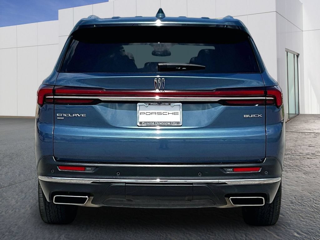 Used 2025 Buick Enclave Preferred AWD/4WD image 6