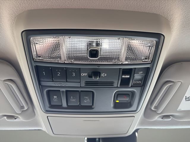 Used 2022 Toyota 4Runner Limited image 13