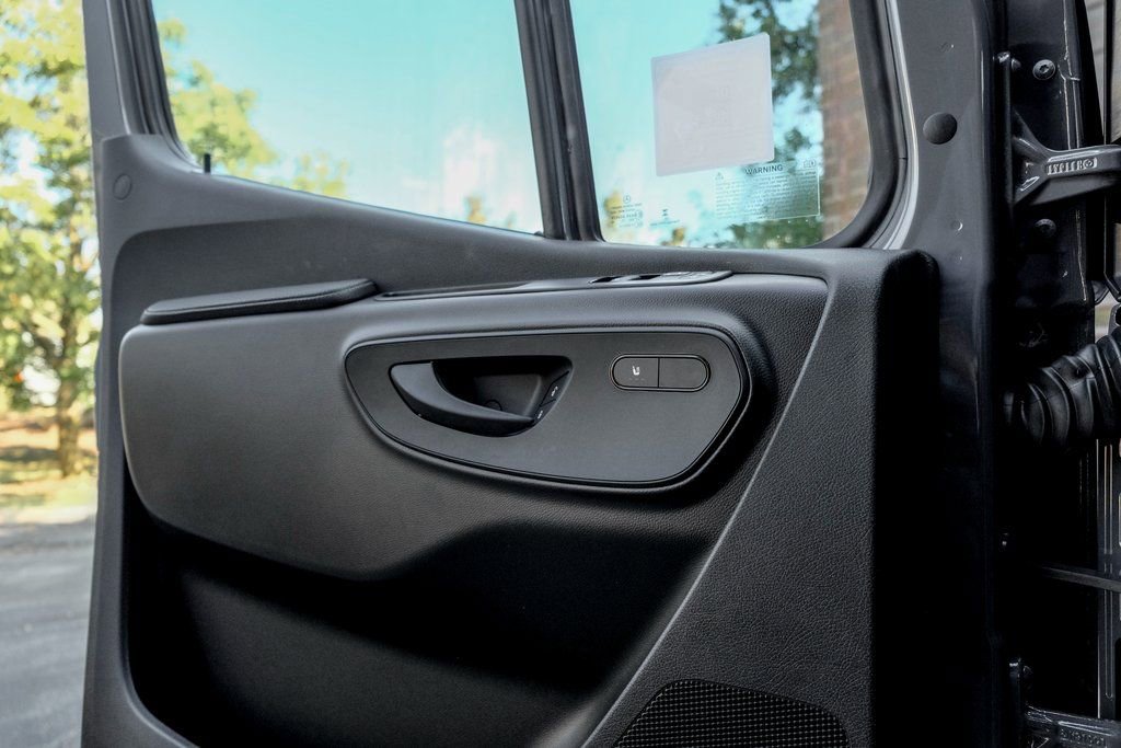 New 2026 Mercedes-Benz Sprinter 2500 image 13