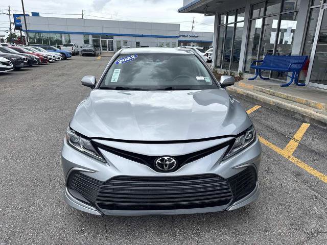 Used 2022 Toyota Camry LE FWD image 2