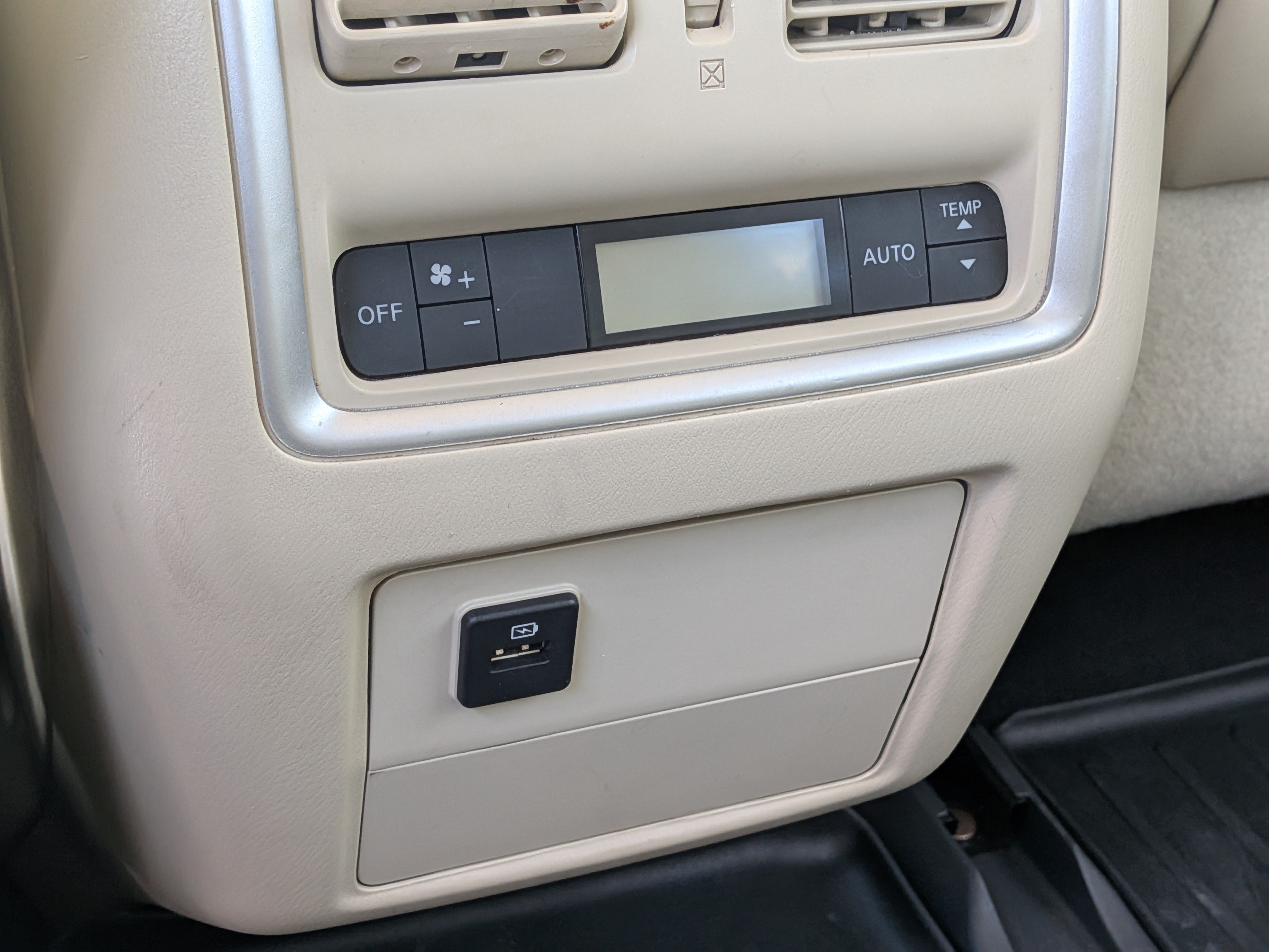 Used 2017 INFINITI QX60 FWD image 16