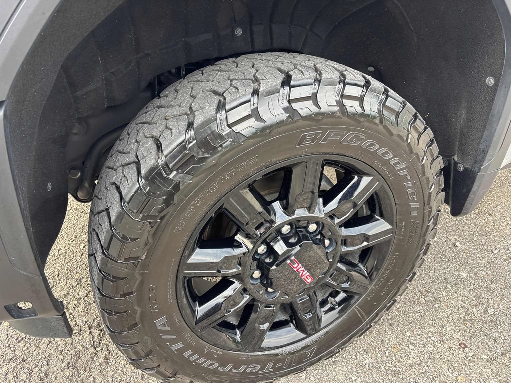 Used 2025 GMC Sierra 2500 AT4 AWD/4WD image 25