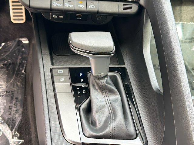 Certified 2026 Hyundai Elantra Sport FWD image 17