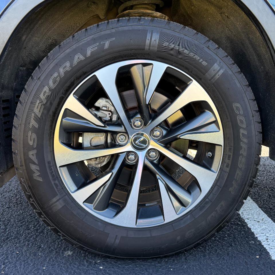 Used 2020 Lexus RX 350 FWD w/ Accessory Package image 29