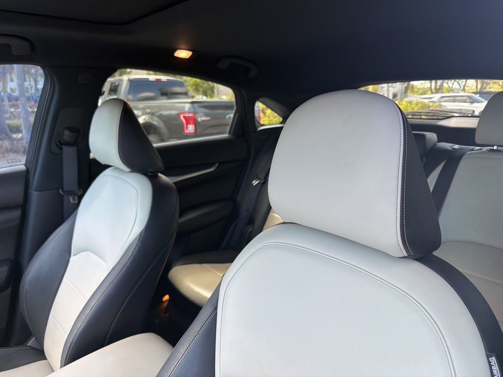 Used 2022 INFINITI QX55 Essential w/ Proassist Package image 10