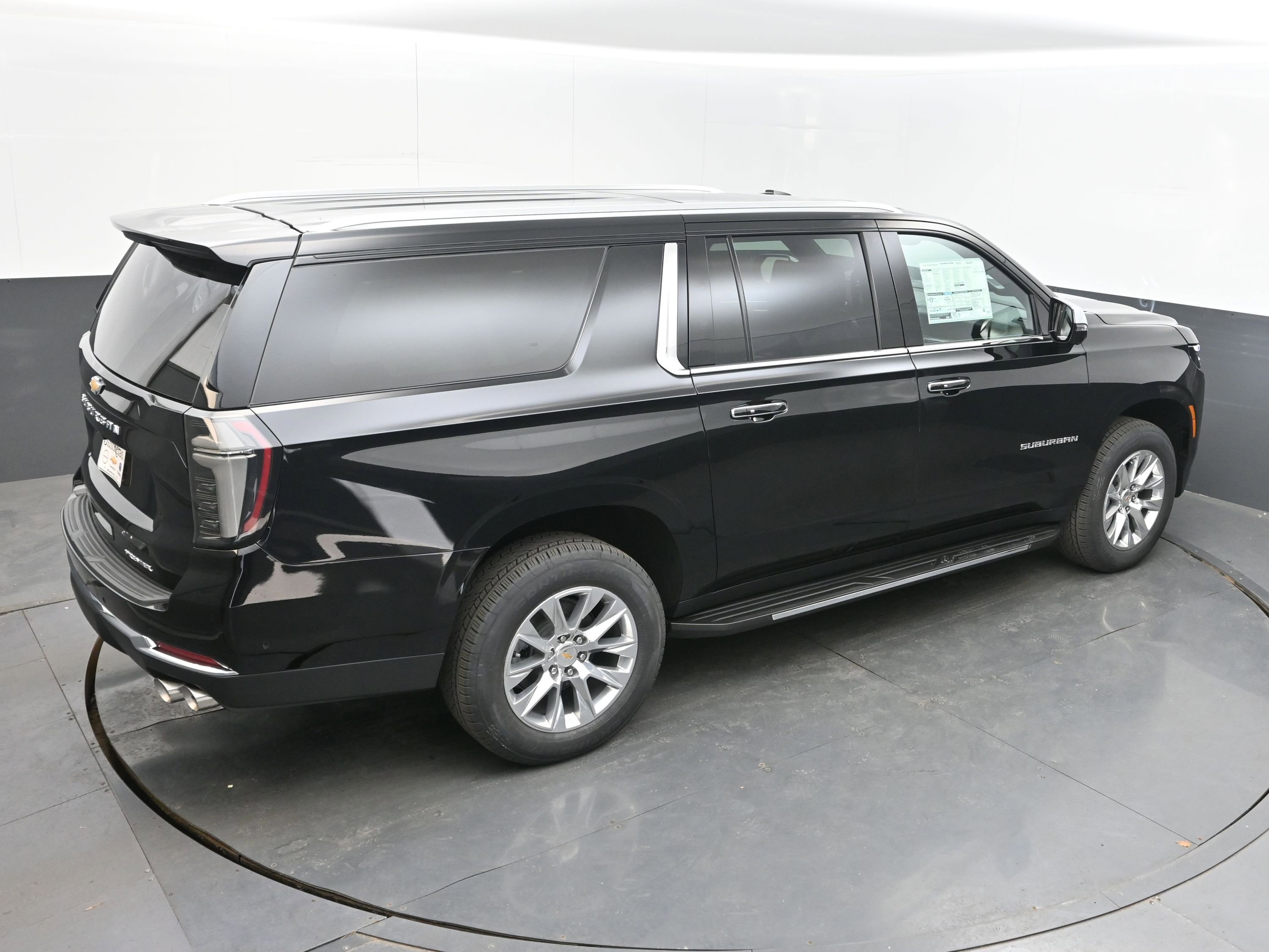 New 2026 Chevrolet Suburban Premier RWD image 29