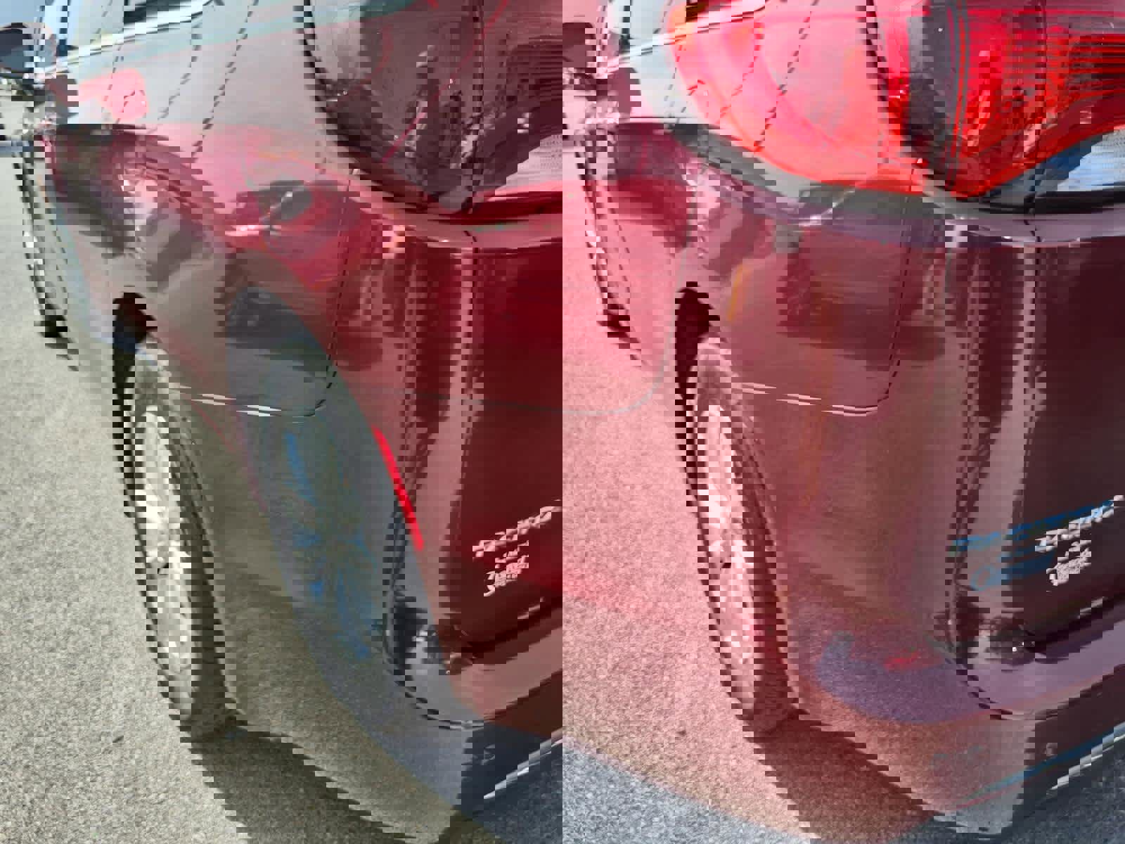 Used 2018 Chrysler Pacifica Touring Plus image 21