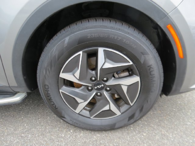 Used 2022 Kia Sorento EX FWD image 13