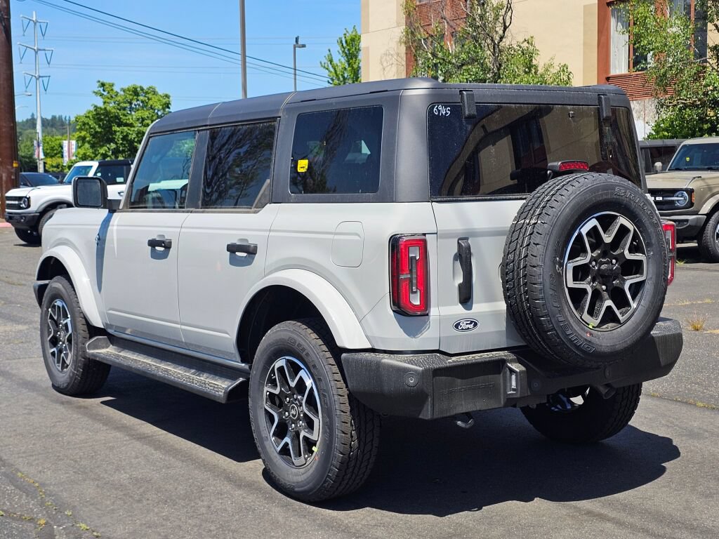 New 2026 Ford Bronco Outer Banks AWD/4WD image 3