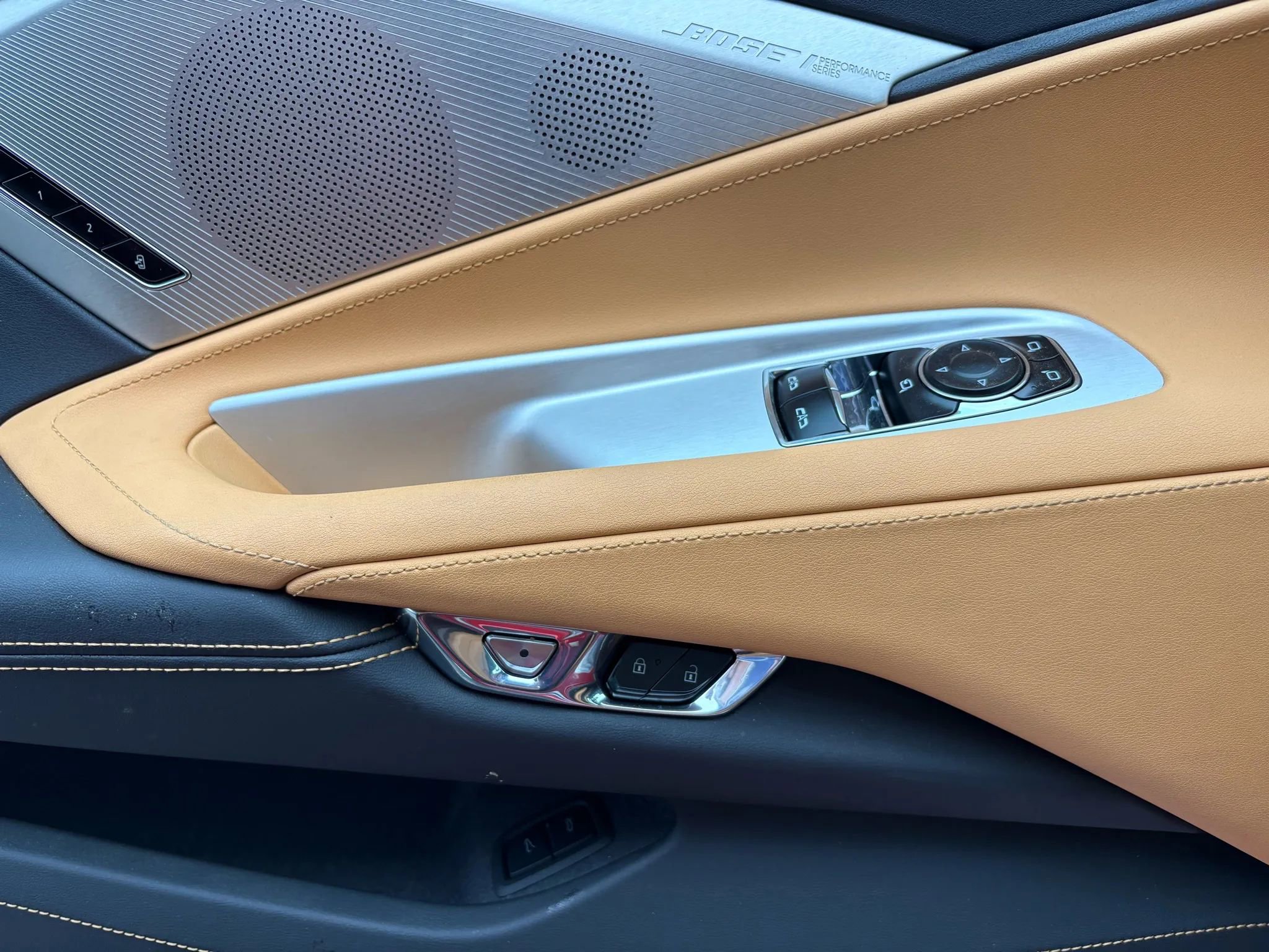 Used 2024 Chevrolet Corvette Stingray Preferred Cpe w/ 2LT image 15