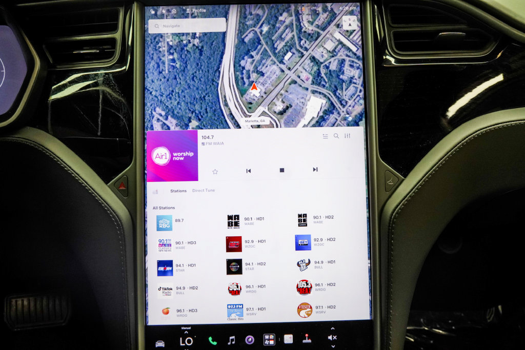 Used 2020 Tesla Model S Long Range Plus AWD/4WD image 31