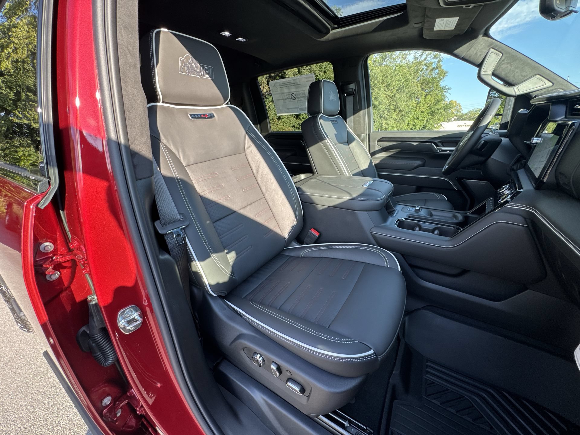 New 2026 GMC Sierra 2500 AT4X w/ AT4X AEV Edition AWD/4WD image 26