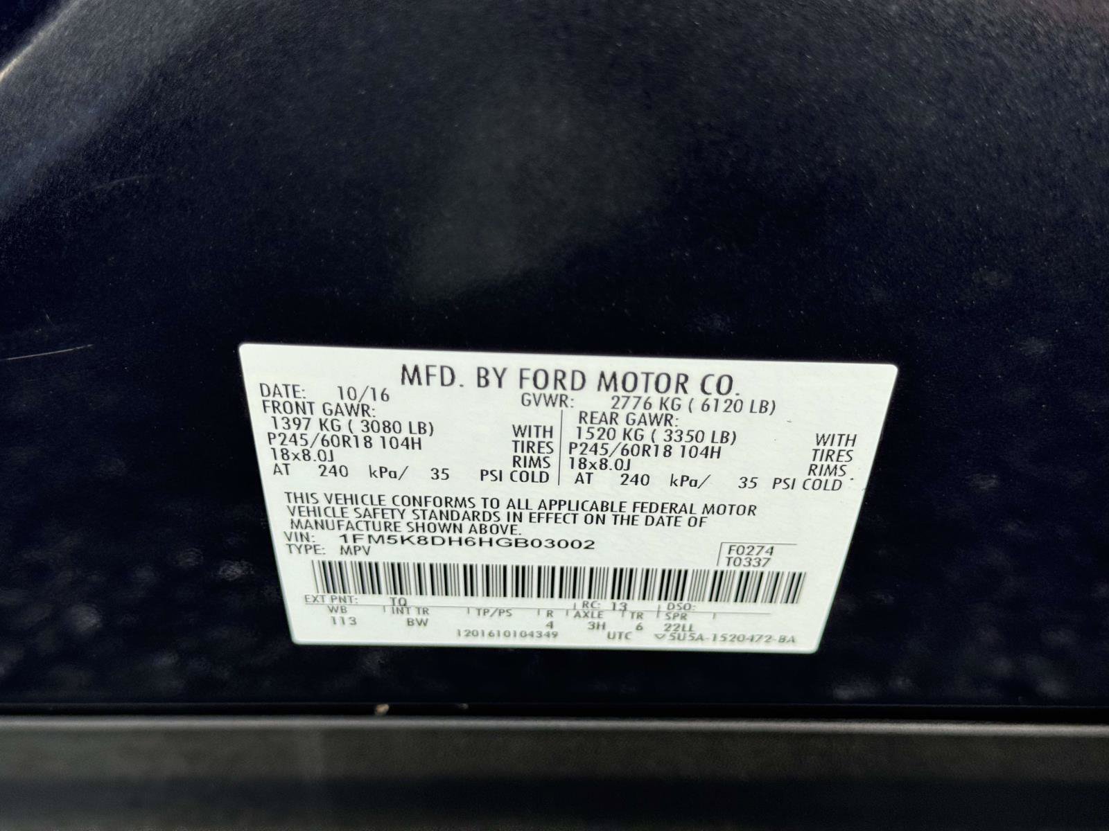 Used 2017 Ford Explorer XLT w/ Equipment Group 202A AWD/4WD image 16