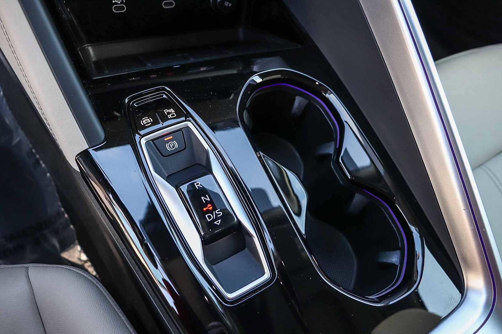 Used 2025 Audi Q5 Premium w/ Convenience Package image 24