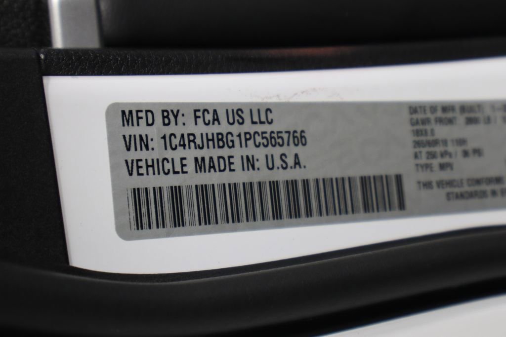 Used 2023 Jeep Grand Cherokee Limited AWD/4WD image 47