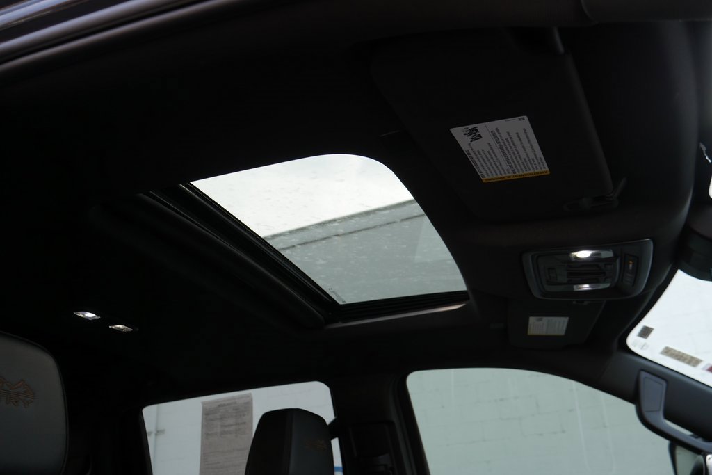 Used 2024 Chevrolet Silverado 2500 High Country w/ High Country Premium Package image 25