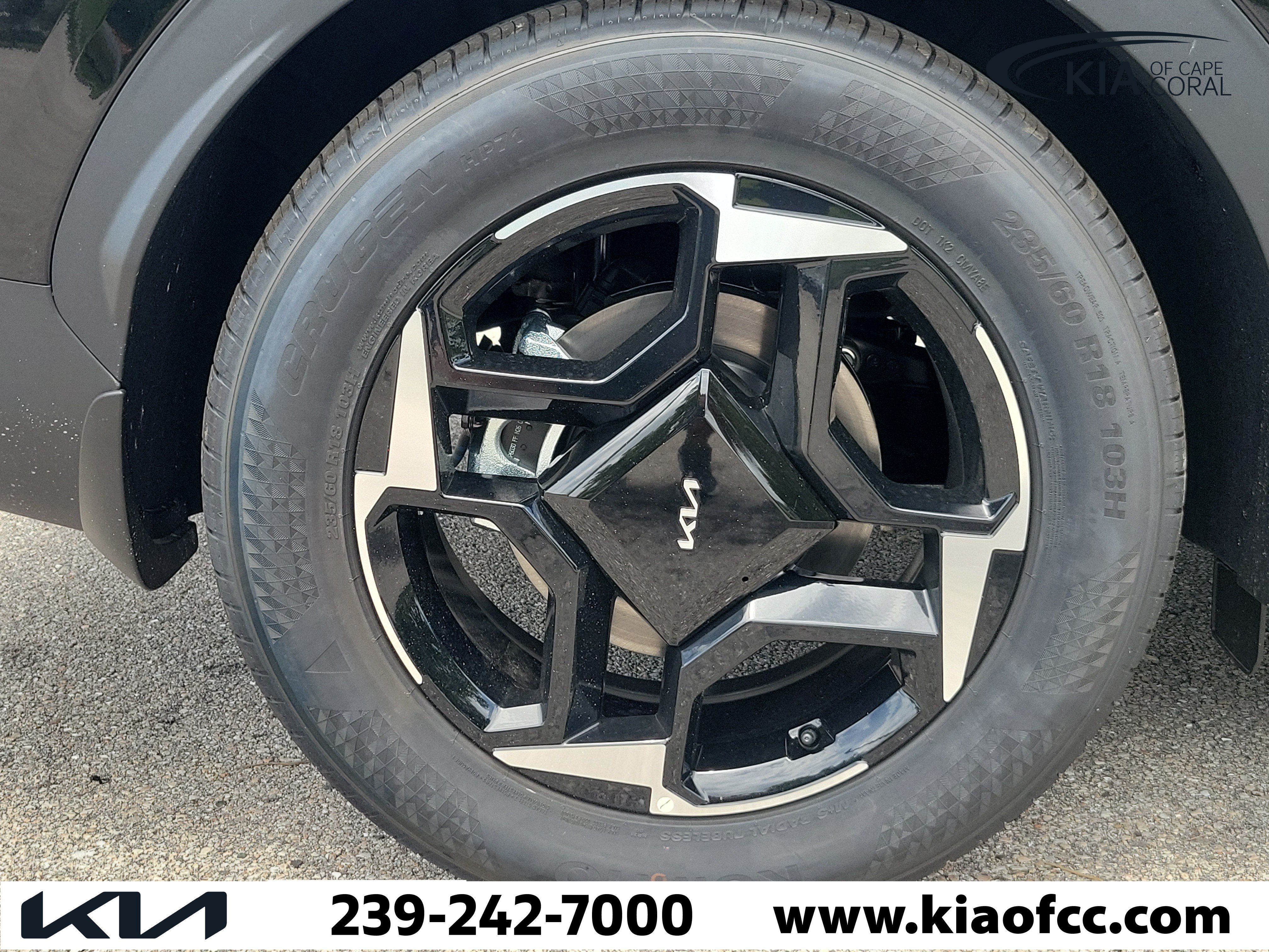 New 2026 Kia Sportage EX FWD image 9