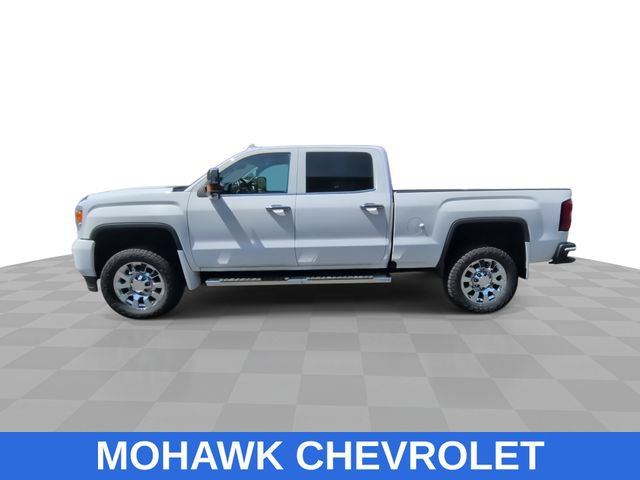 Used 2019 GMC Sierra 2500 Denali w/ Duramax Plus Package AWD/4WD image 5