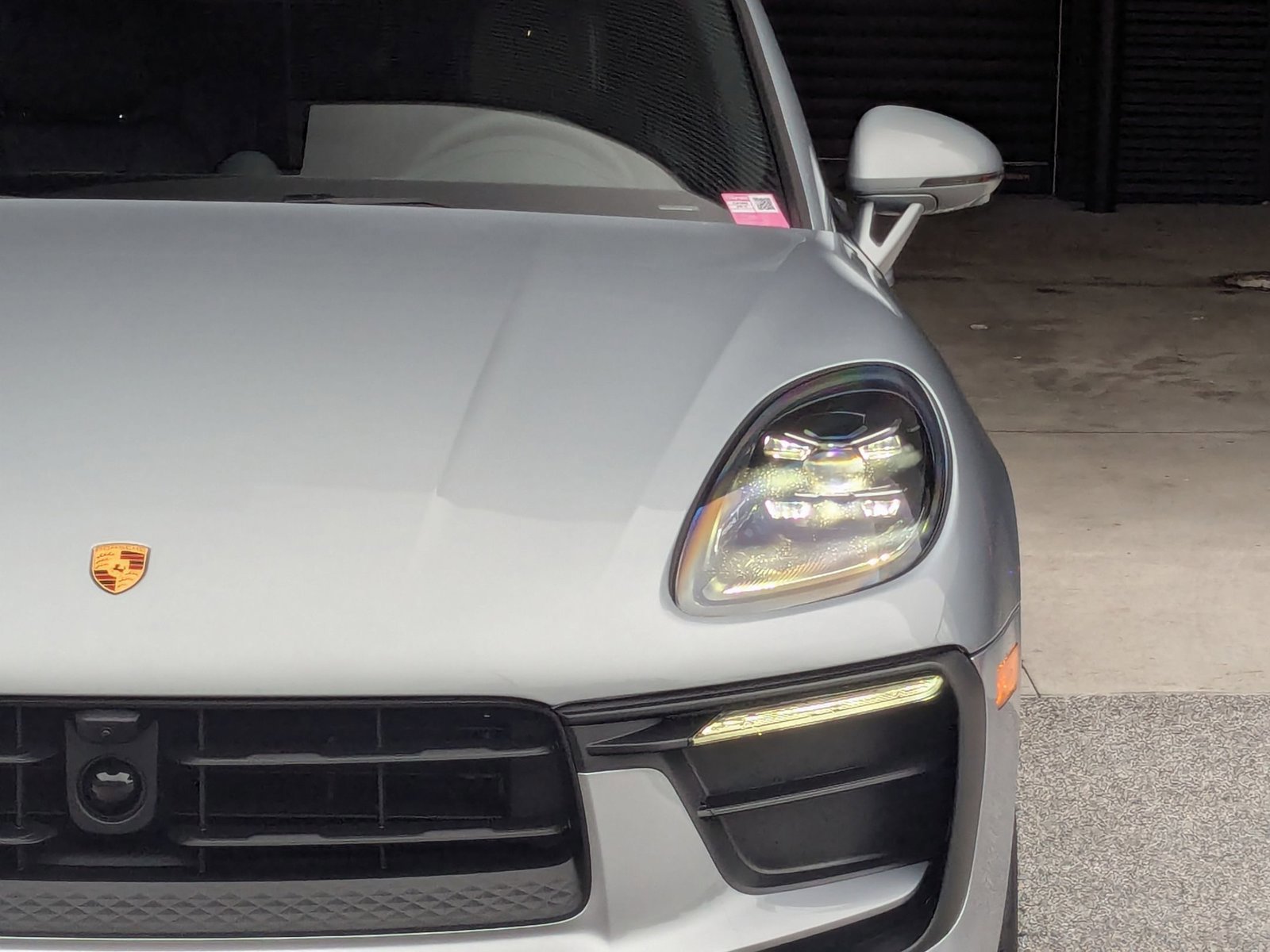 Used 2025 Porsche Macan image 12