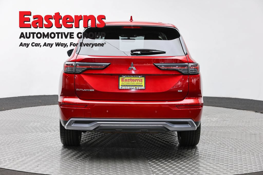 Used 2025 Mitsubishi Outlander SE AWD/4WD image 6