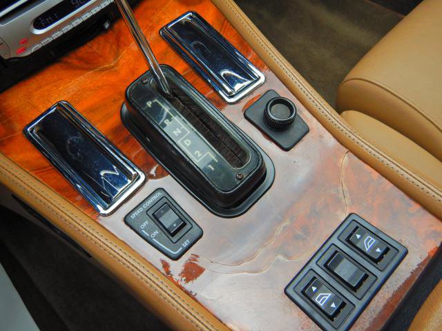 Used 1990 Jaguar XJS V12 Convertible image 25