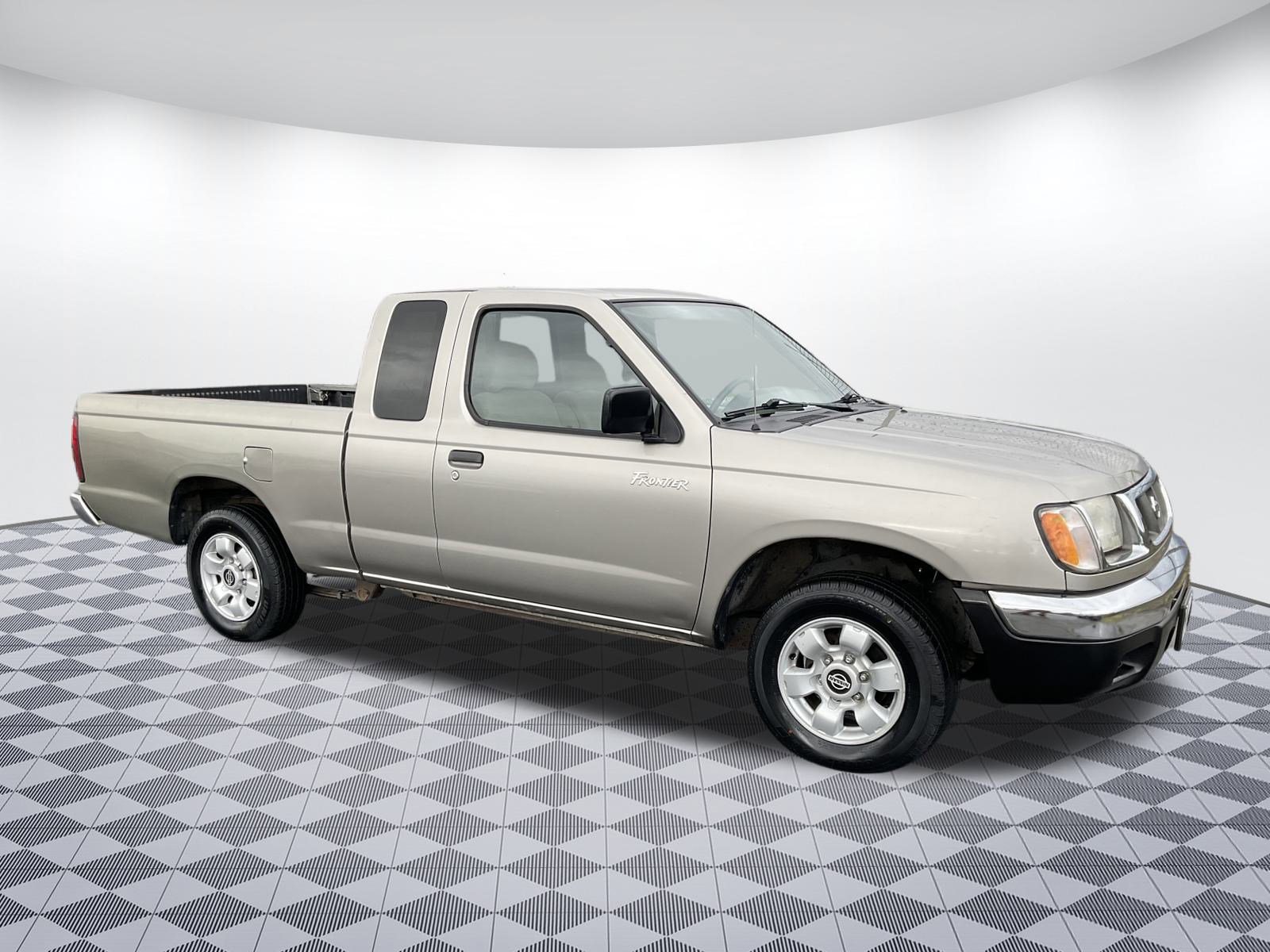 Used 2000 Nissan Frontier XE