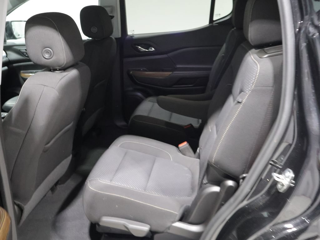 Used 2023 GMC Acadia SLE AWD/4WD image 17