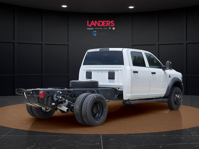 New 2026 RAM 5500 Tradesman AWD/4WD image 2