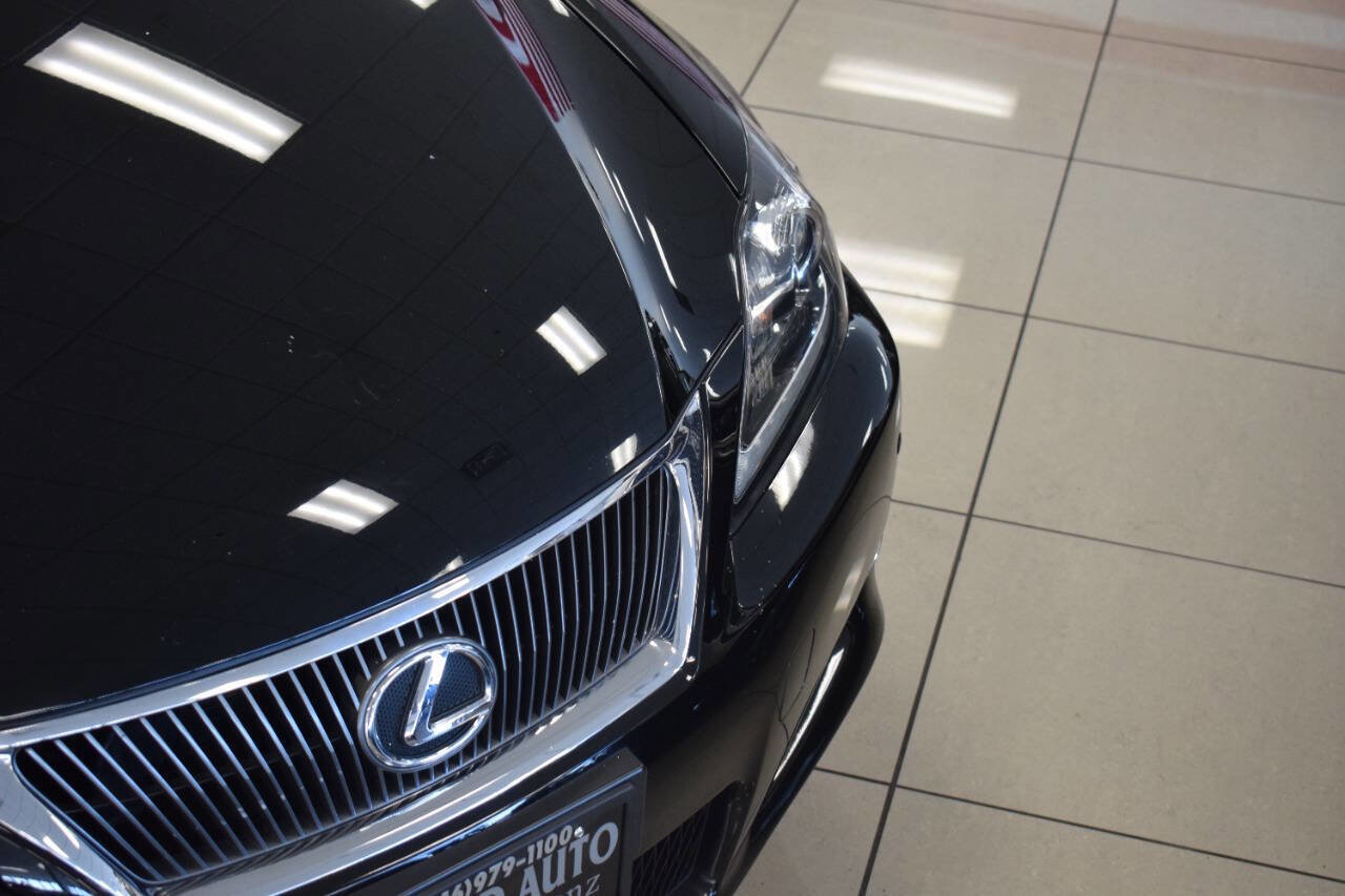 Used 2013 Lexus IS 350C Base 2dr Convertible w/ Luxury Pkg image 6