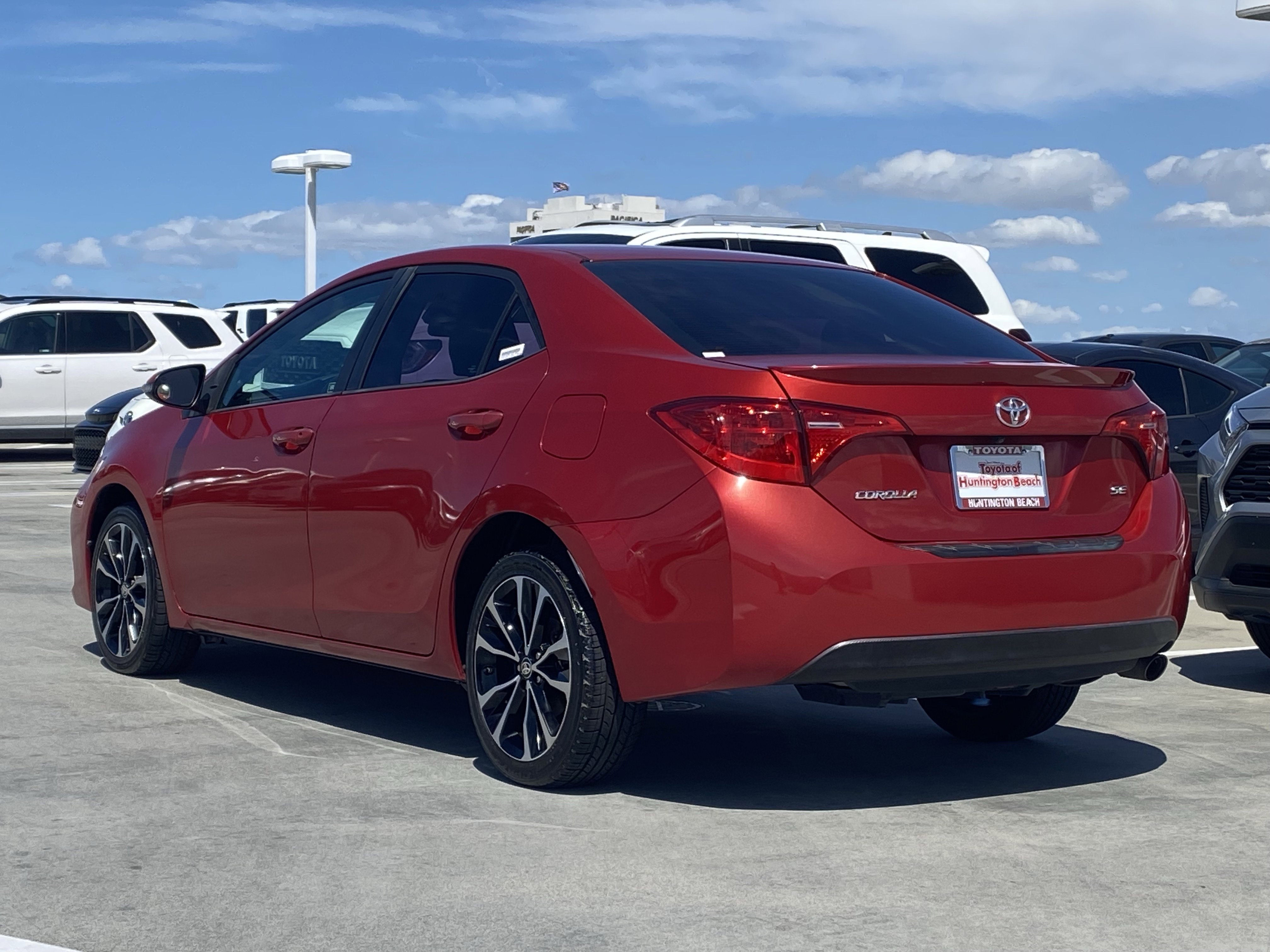 Used 2018 Toyota Corolla SE w/ Carpet Mat Package (TMS) FWD image 5