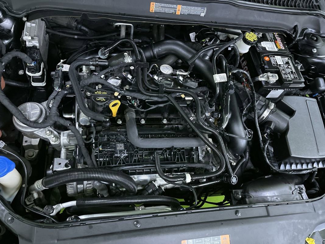 Used 2020 Ford Fusion SE image 29